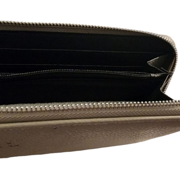 NWOT Benoss Milan Zip-around Gray Vegan Wallet - Picture 3 of 9